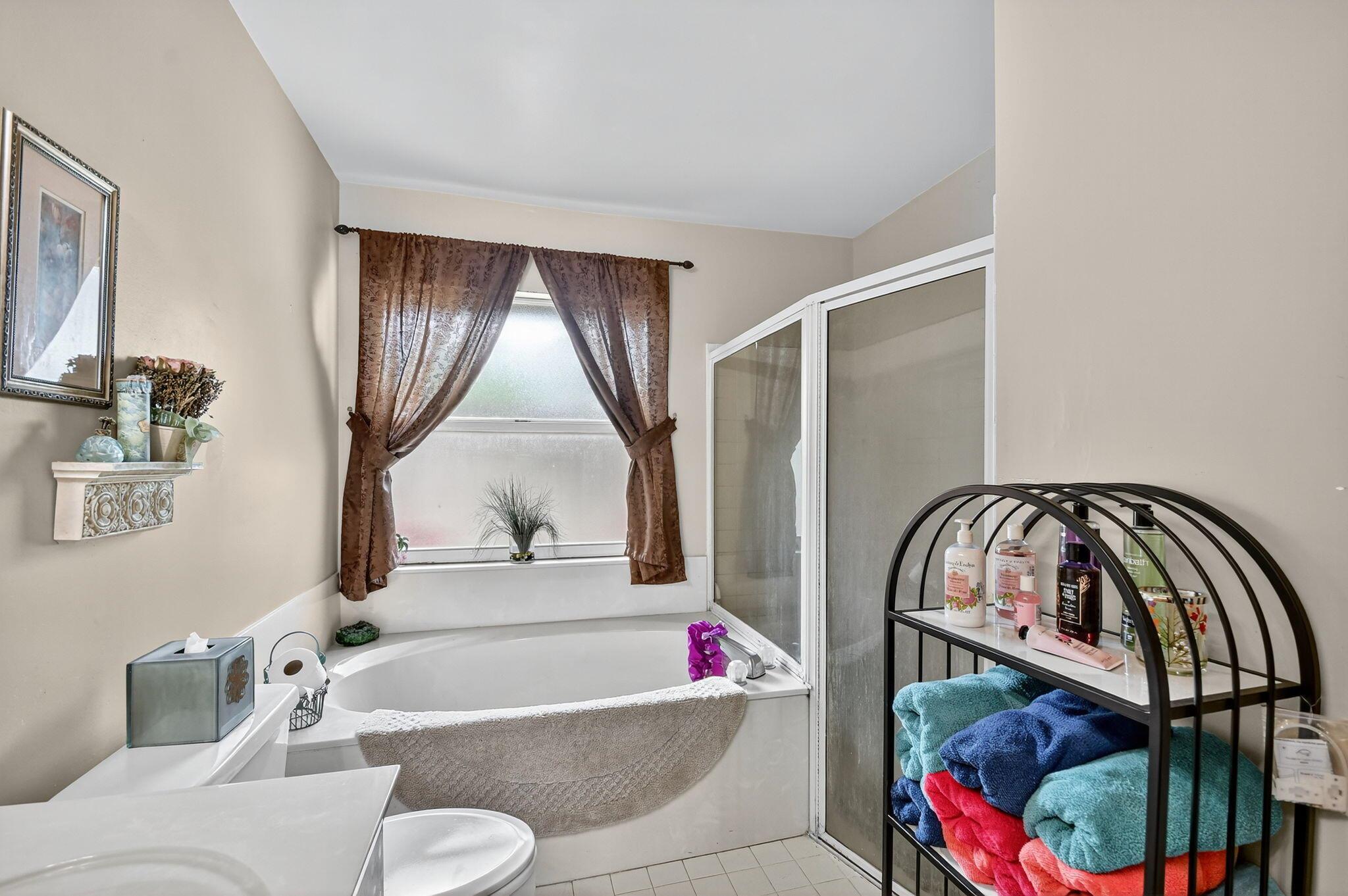 SUGAR POND MANOR OF WELLI - Residential