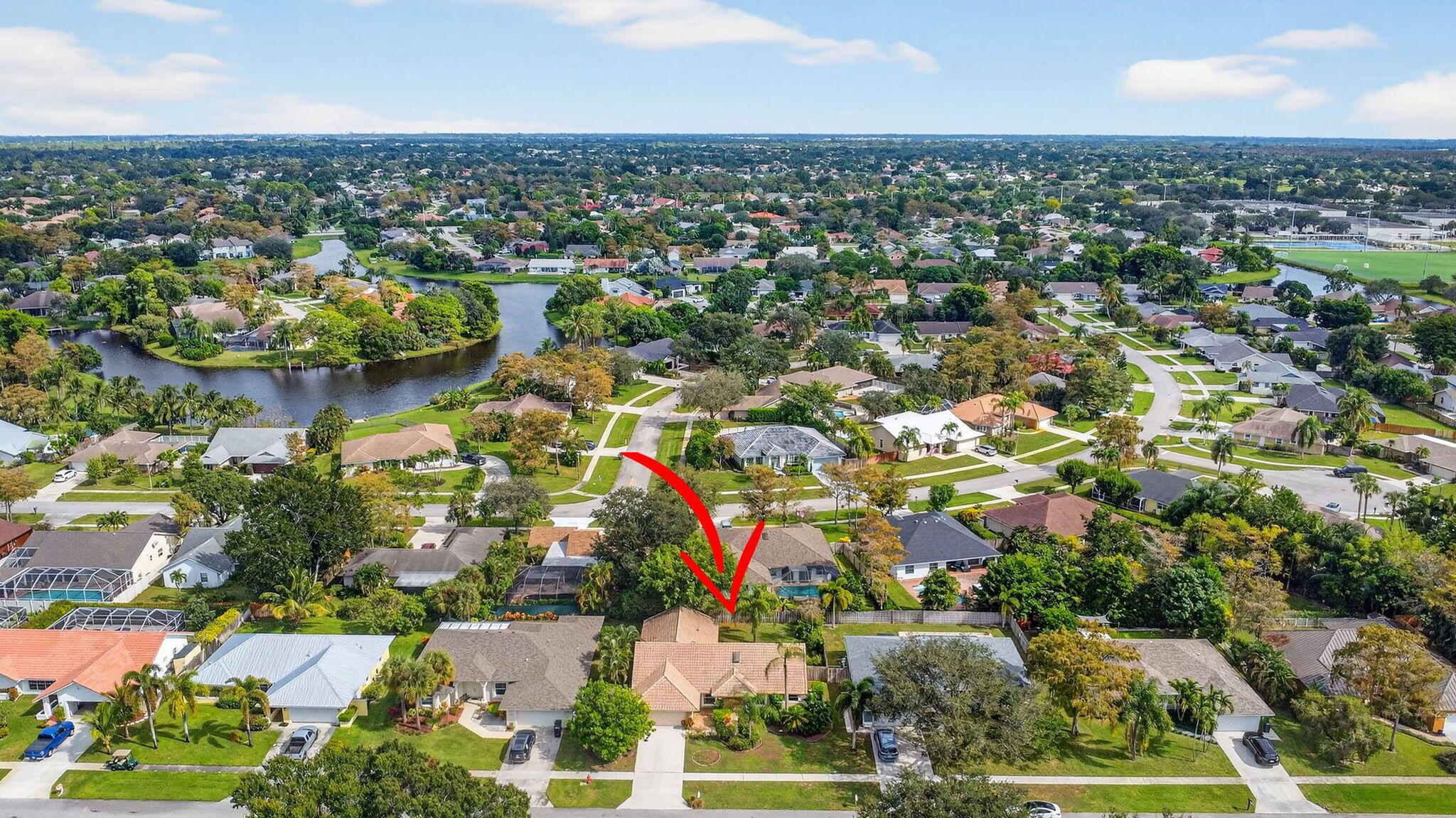 SUGAR POND MANOR OF WELLI - Residential