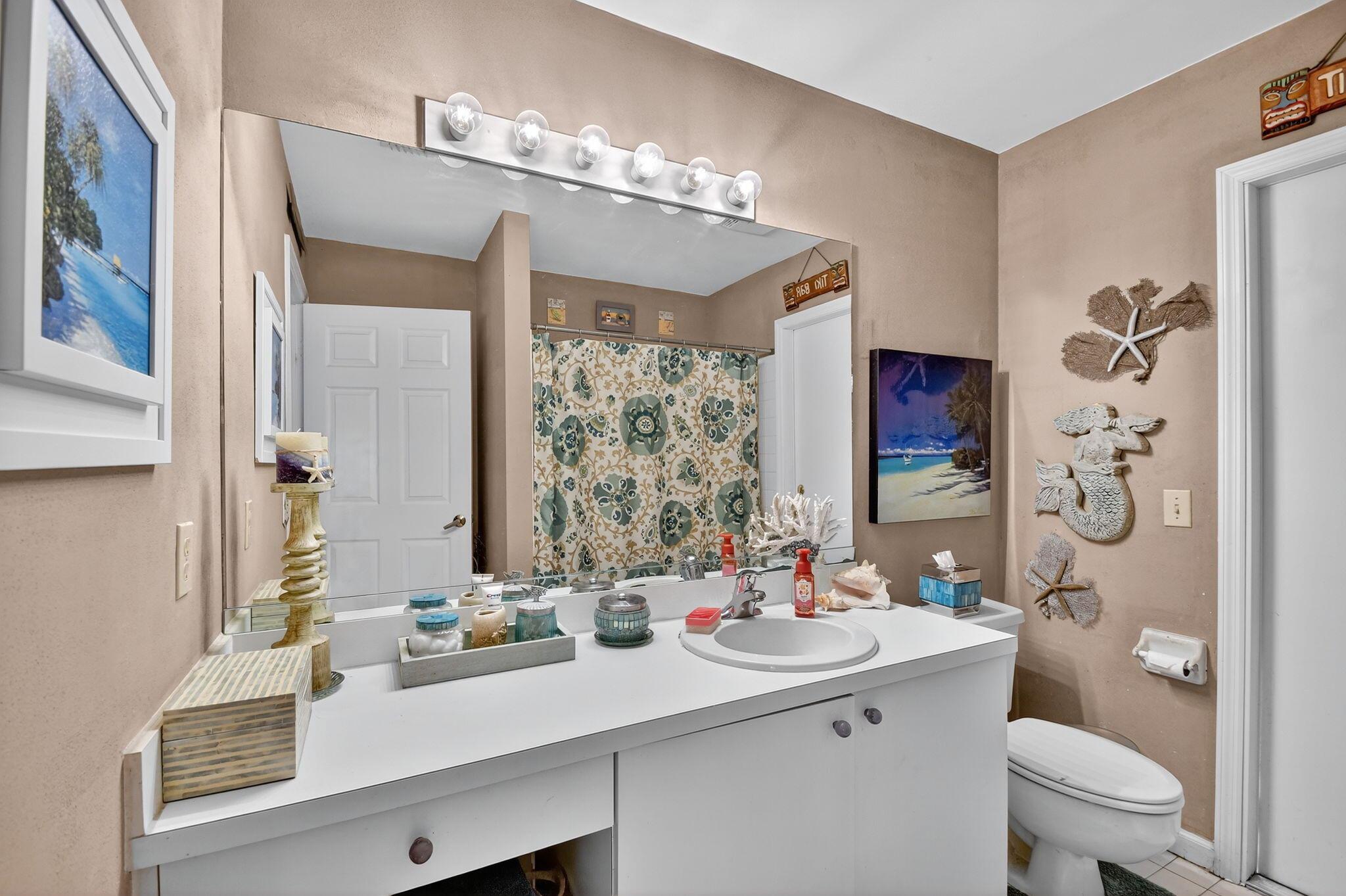 SUGAR POND MANOR OF WELLI - Residential