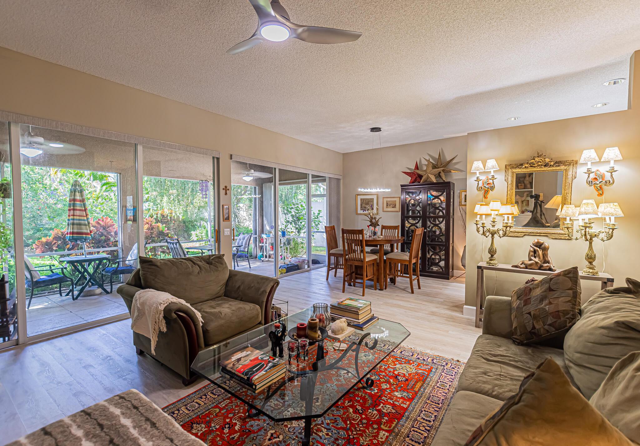 1558 NW Amherst Drive, Port St Lucie, FL, 34986/$359,888 3 1558 NW Amherst Drive