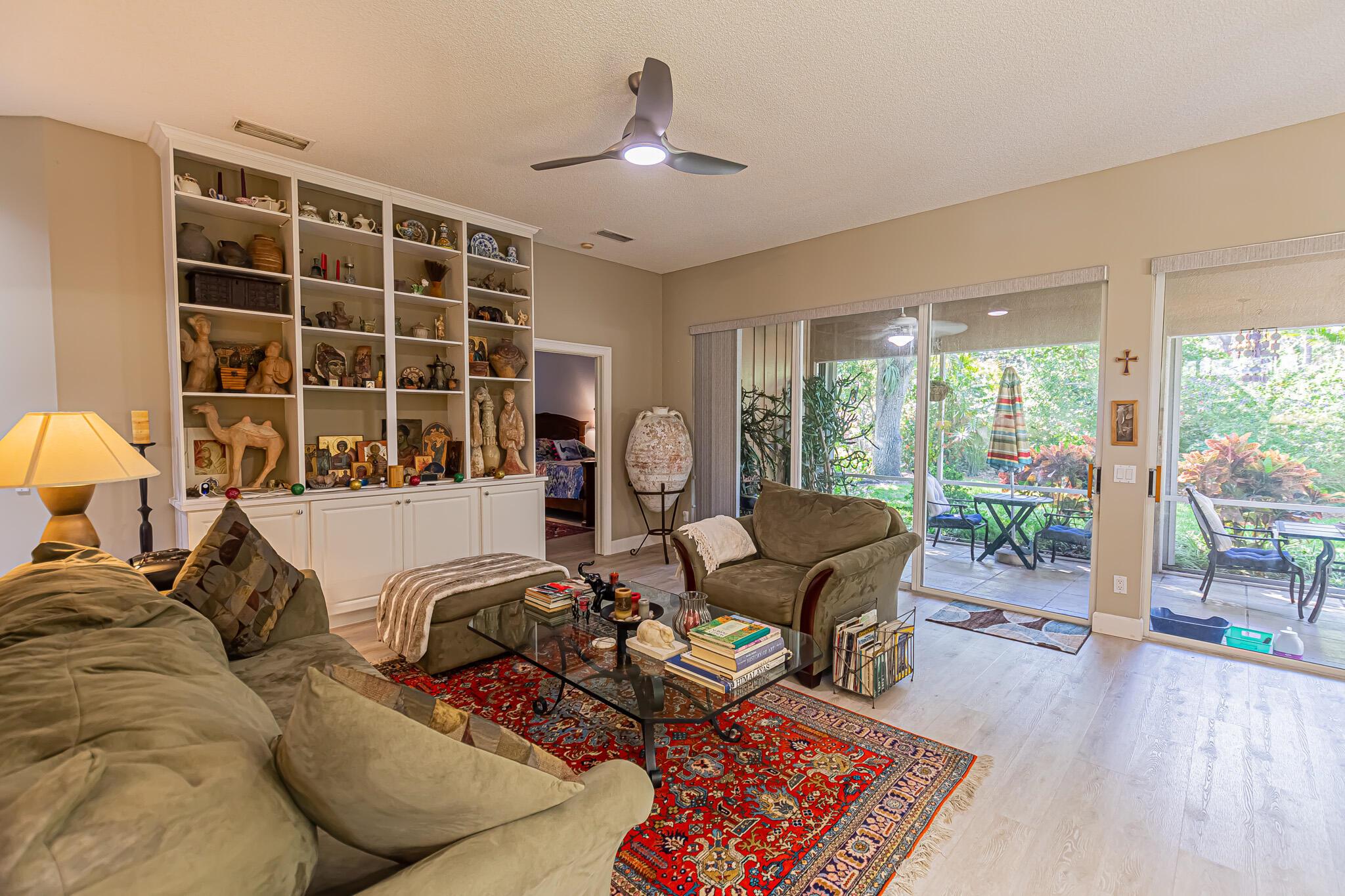 1558 NW Amherst Drive, Port St Lucie, FL, 34986/$359,888 2 1558 NW Amherst Drive