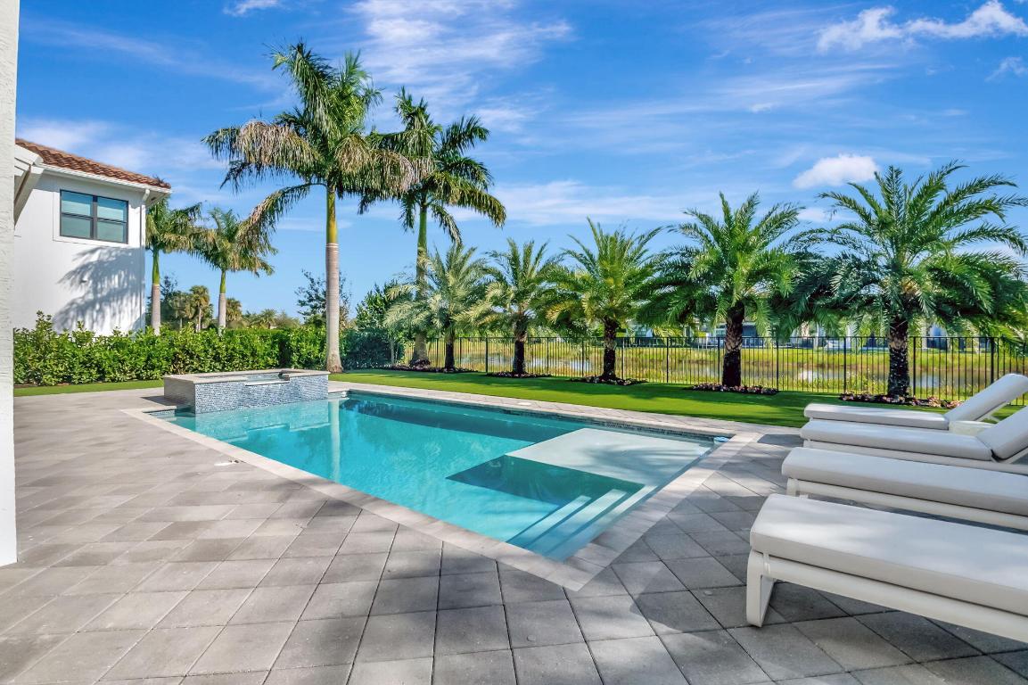 BOCA BRIDGES - Residential