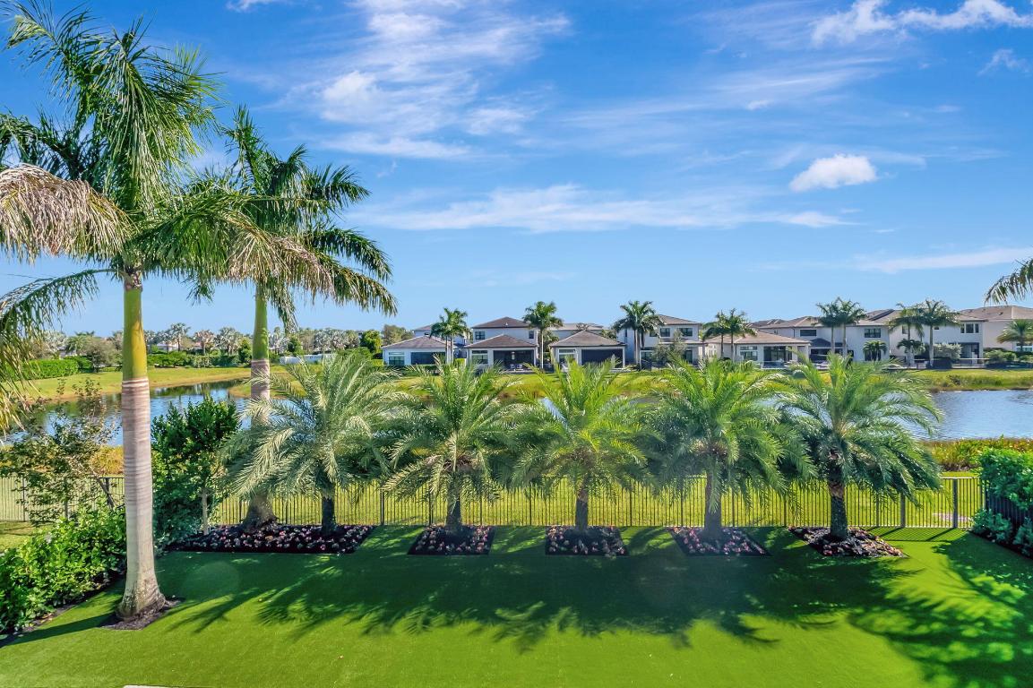 BOCA BRIDGES - Residential