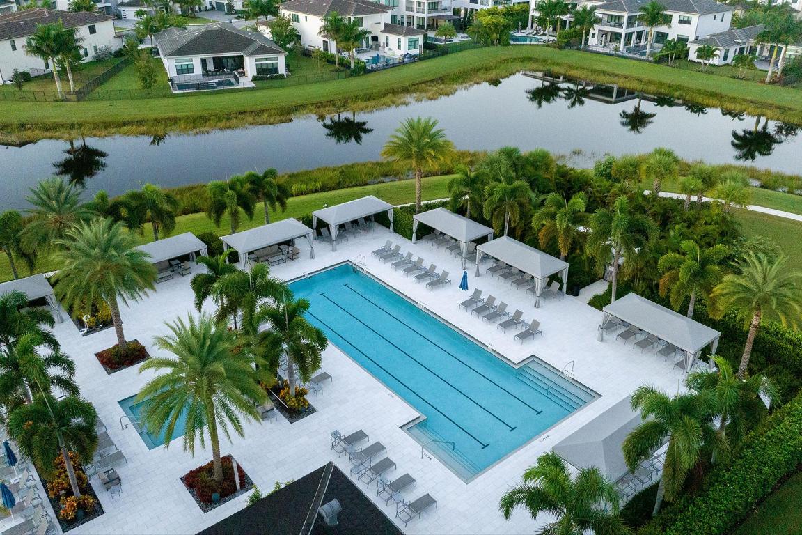 BOCA BRIDGES - Residential