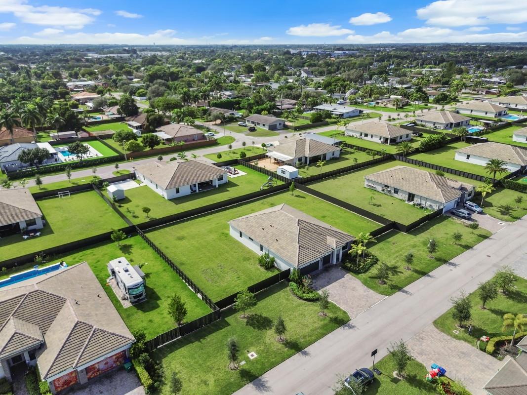 Las Palmas V - Residential