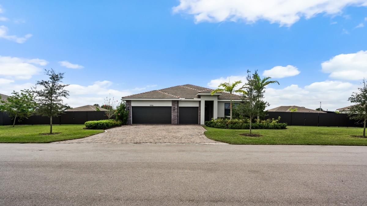 Las Palmas V - Residential