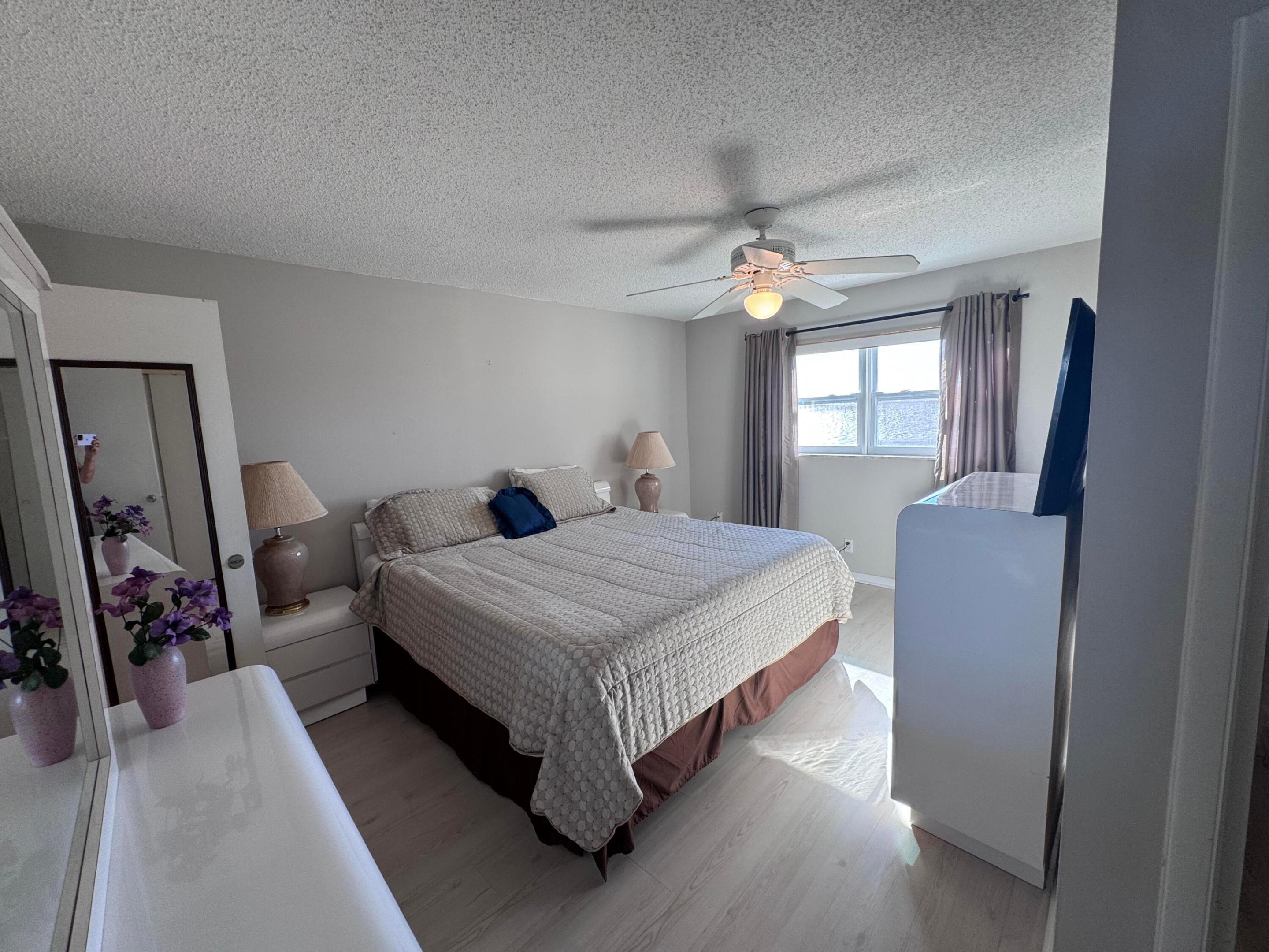 VILLAGE ROYALE GREENHILL CONDO - Residential Lease