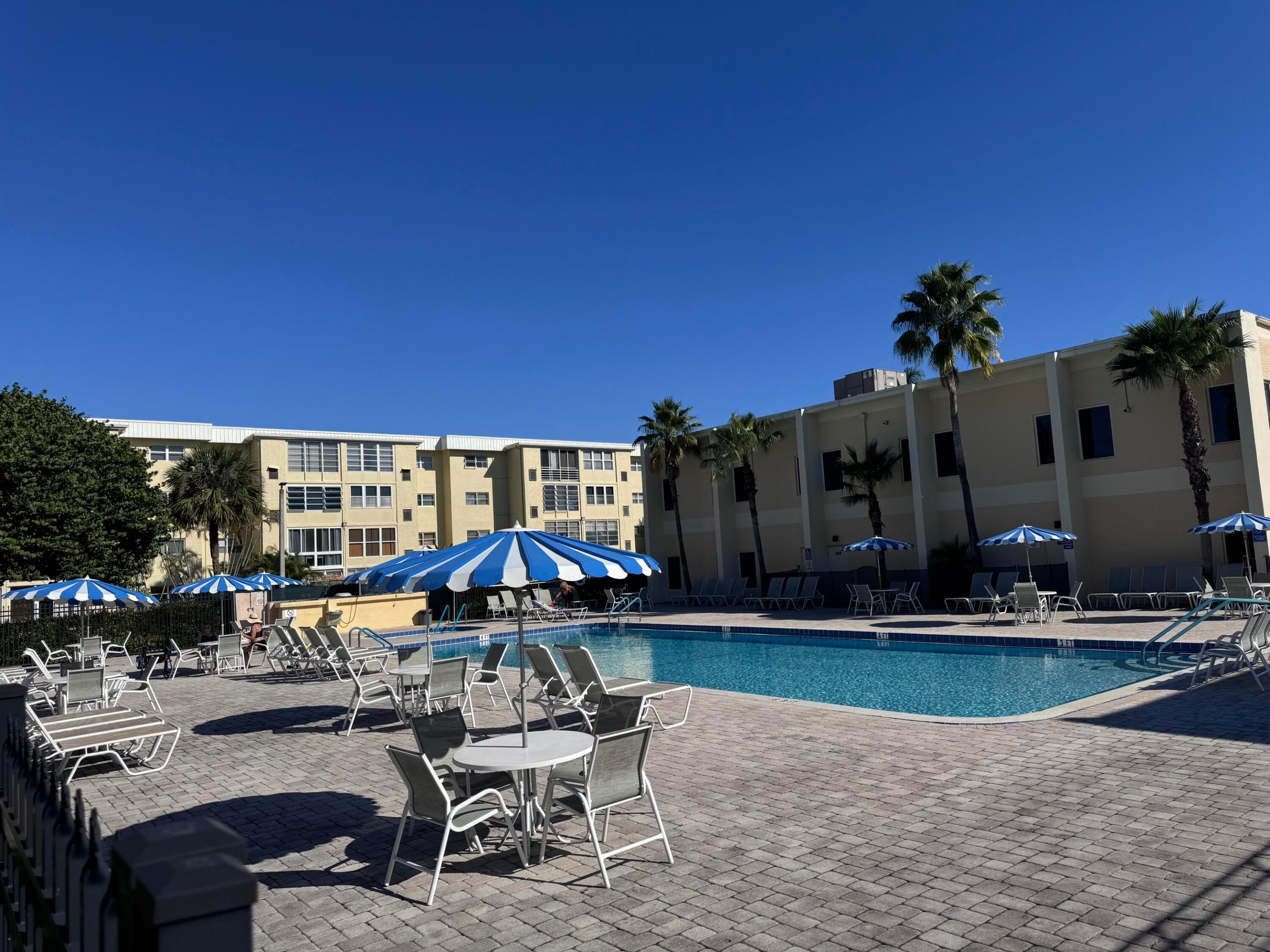 VILLAGE ROYALE GREENHILL CONDO - Residential Lease