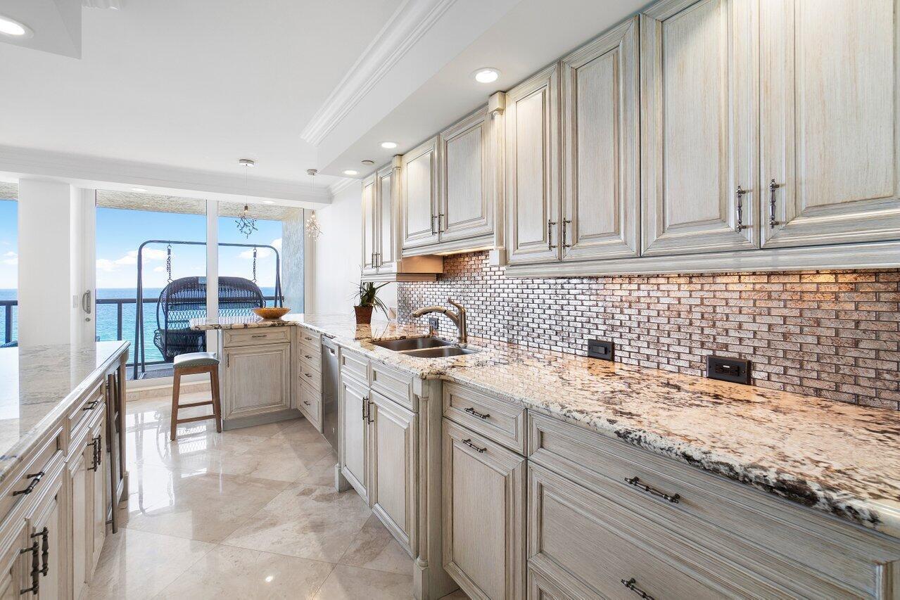 VILLA MAGNA CONDO - Residential Lease