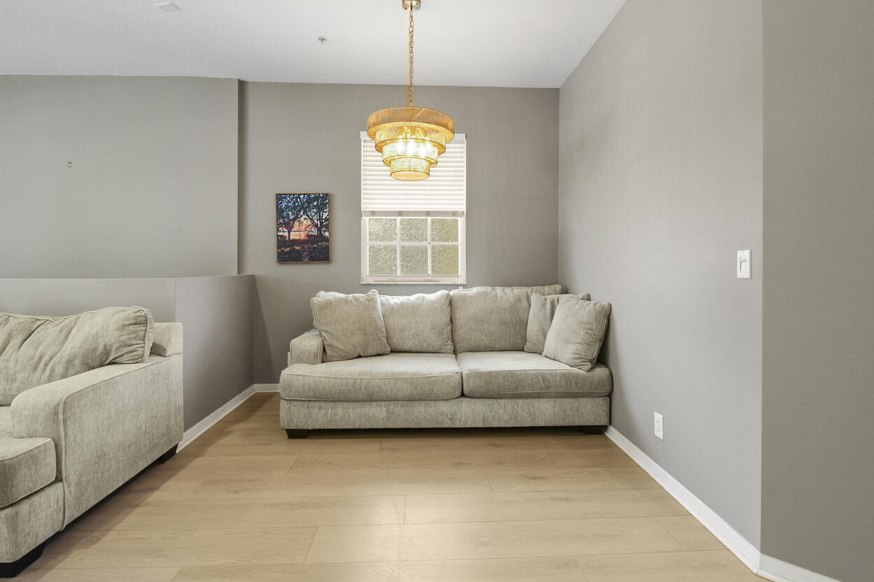 TEQUESTA TRACE CONDO - Residential