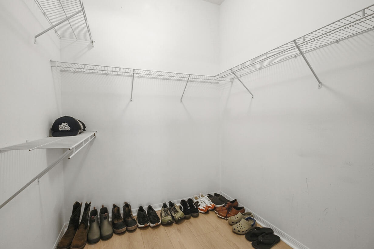 TEQUESTA TRACE CONDO - Residential