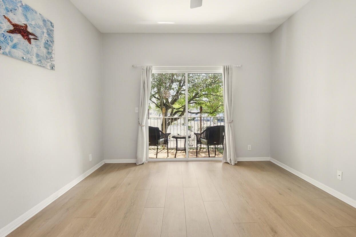 TEQUESTA TRACE CONDO - Residential