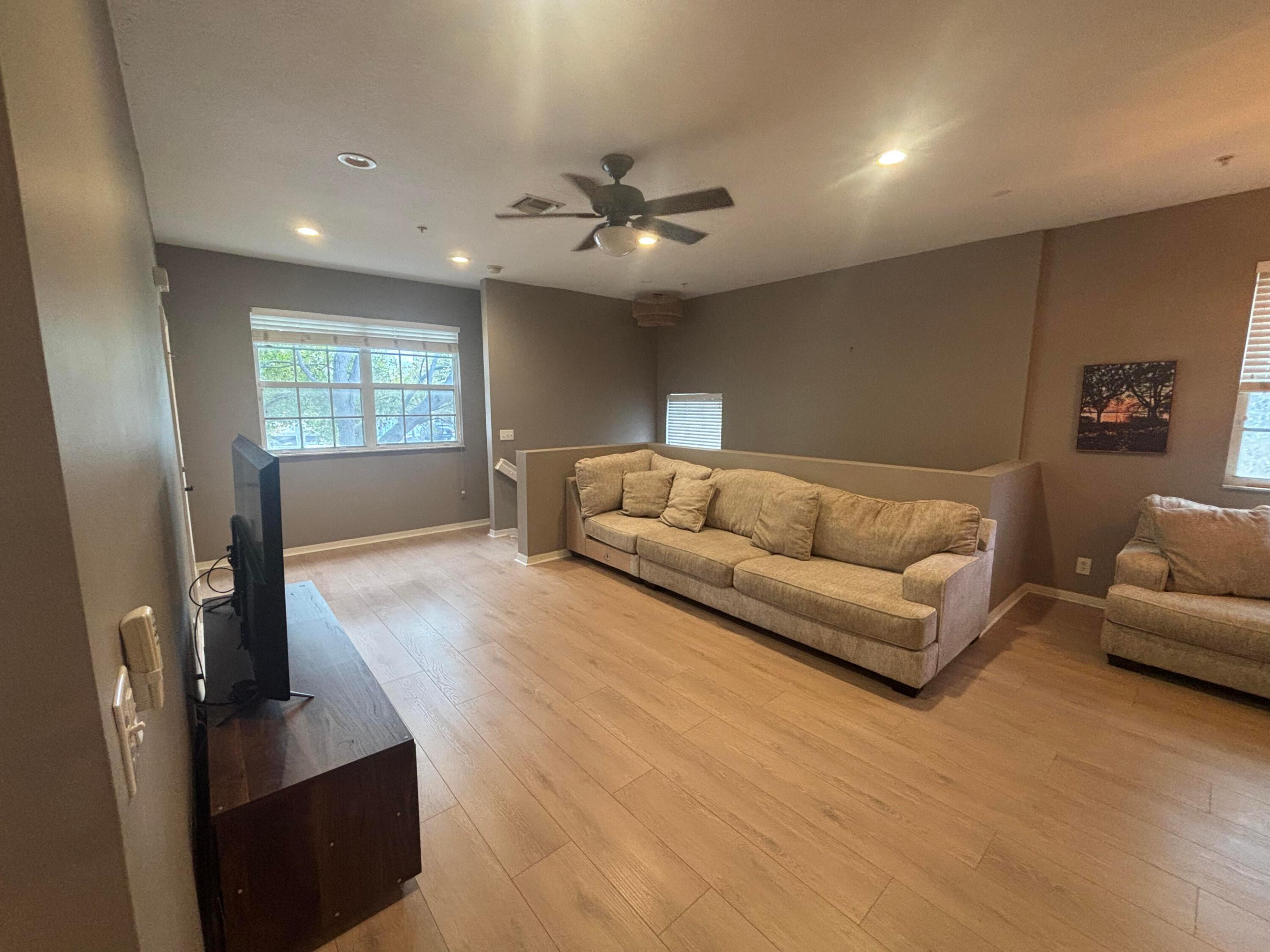 110 Lighthouse Circle H