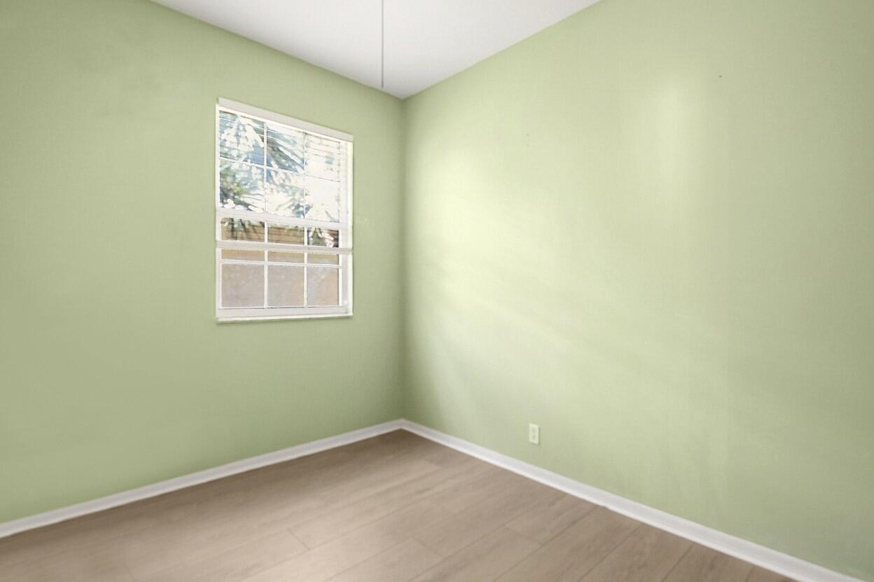 TEQUESTA TRACE CONDO - Residential