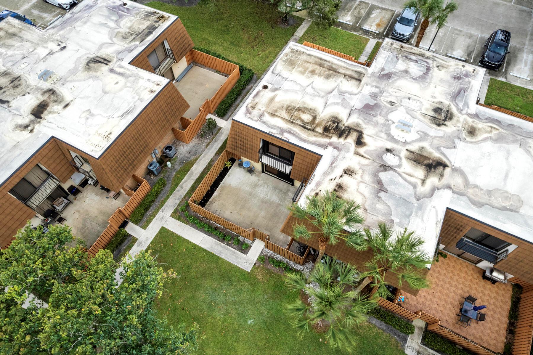 VILLAGE OF SANDALWOOD LAK - Residential