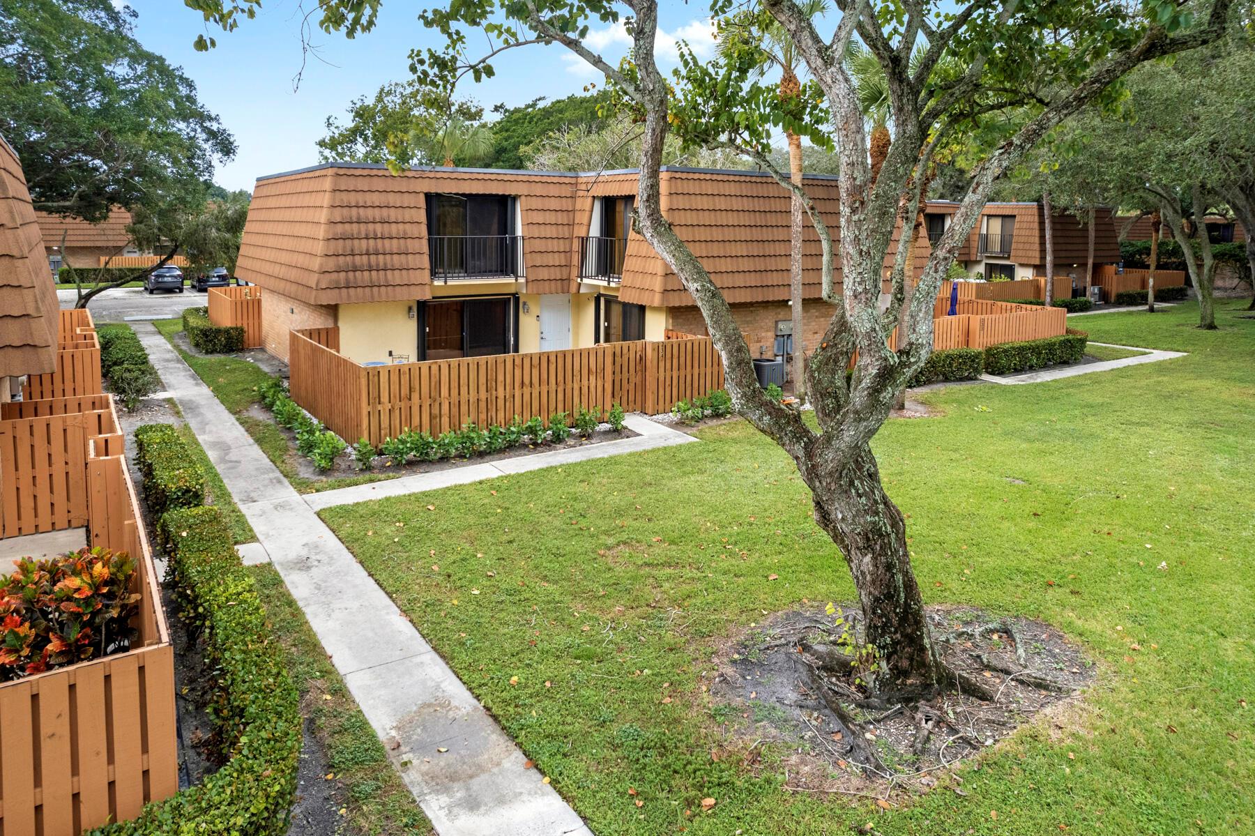 VILLAGE OF SANDALWOOD LAK - Residential