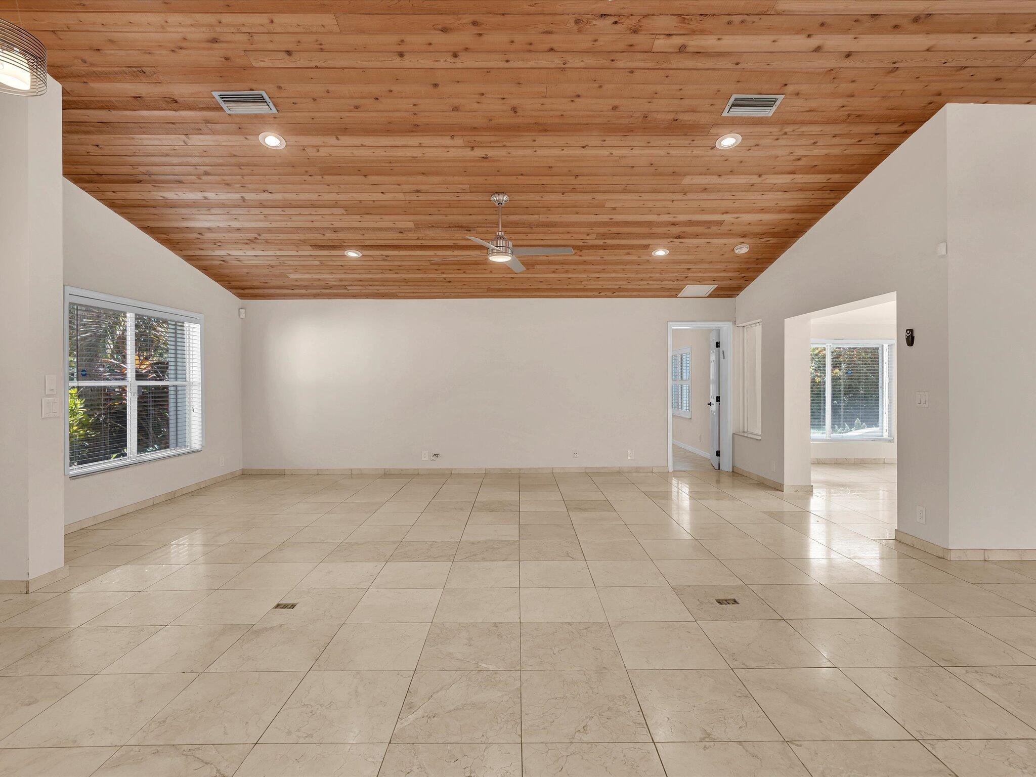 7222 Carmel Court