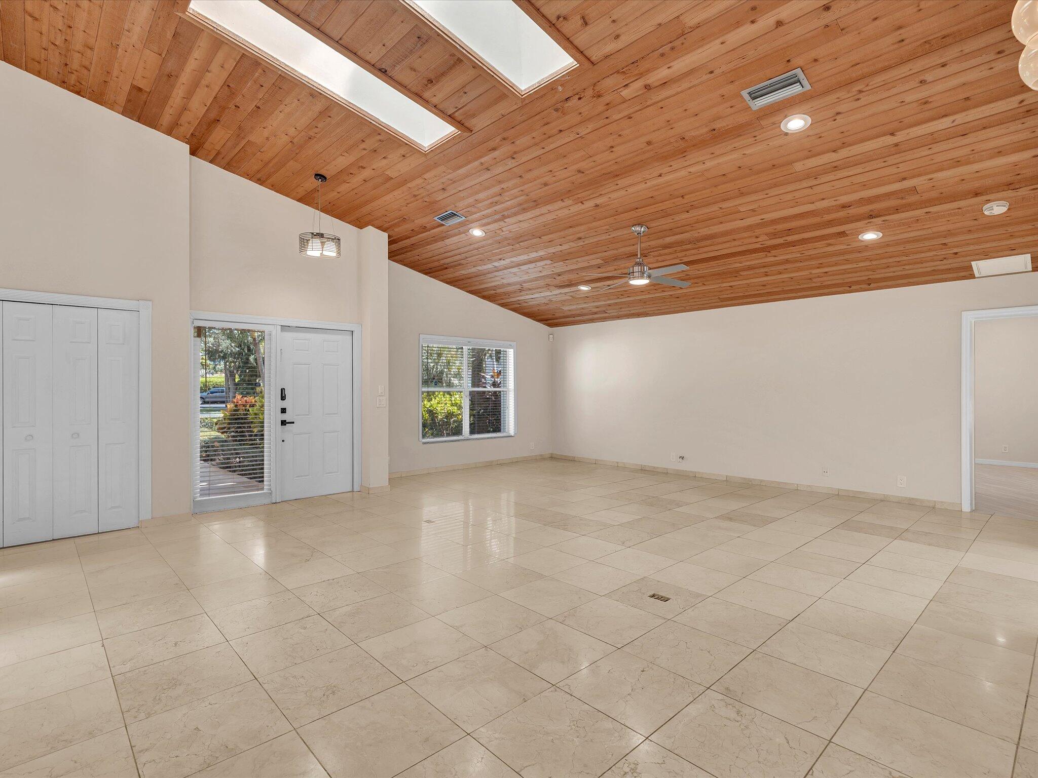 Thornhill Mews - Residential