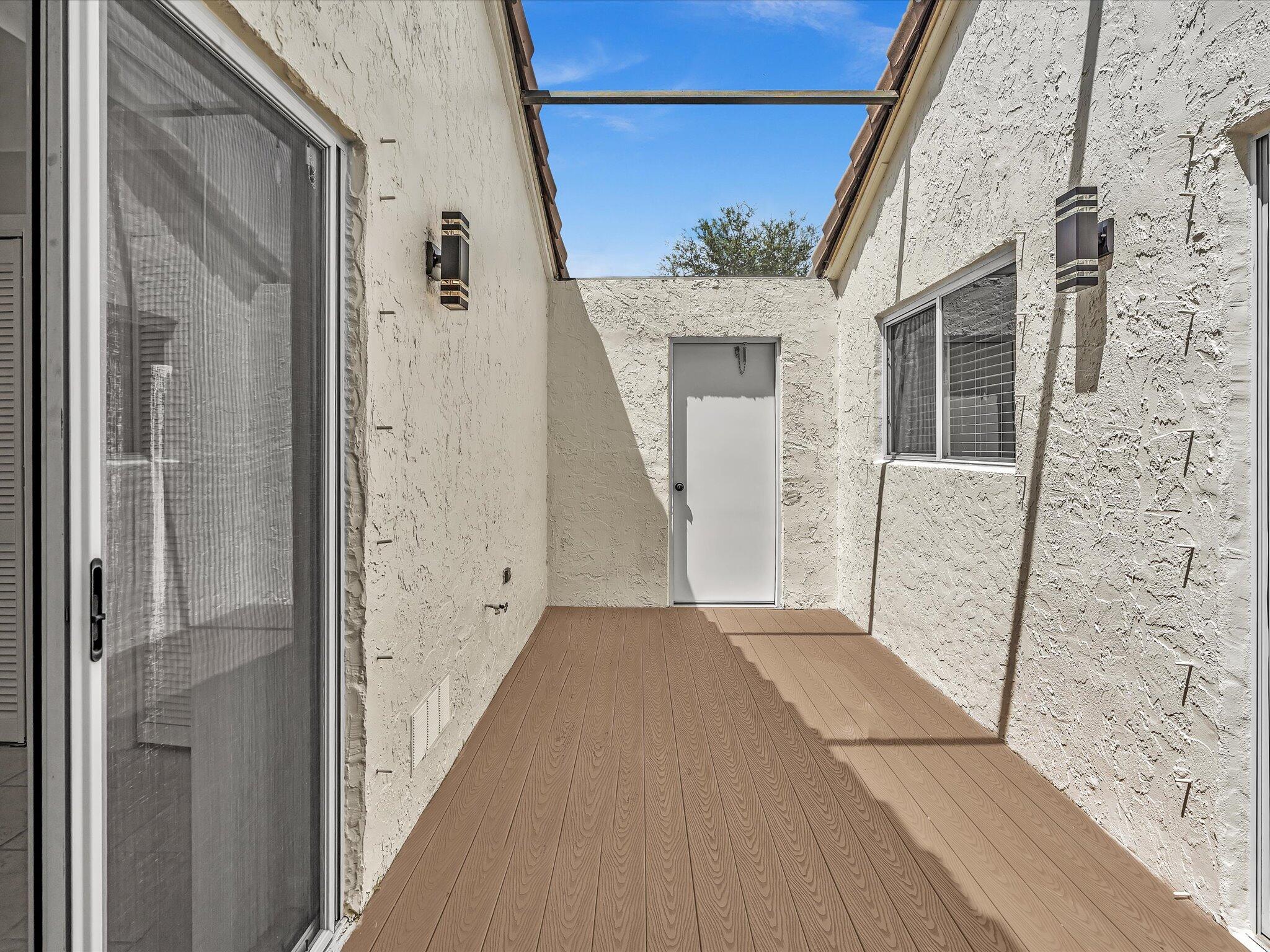 Thornhill Mews - Residential