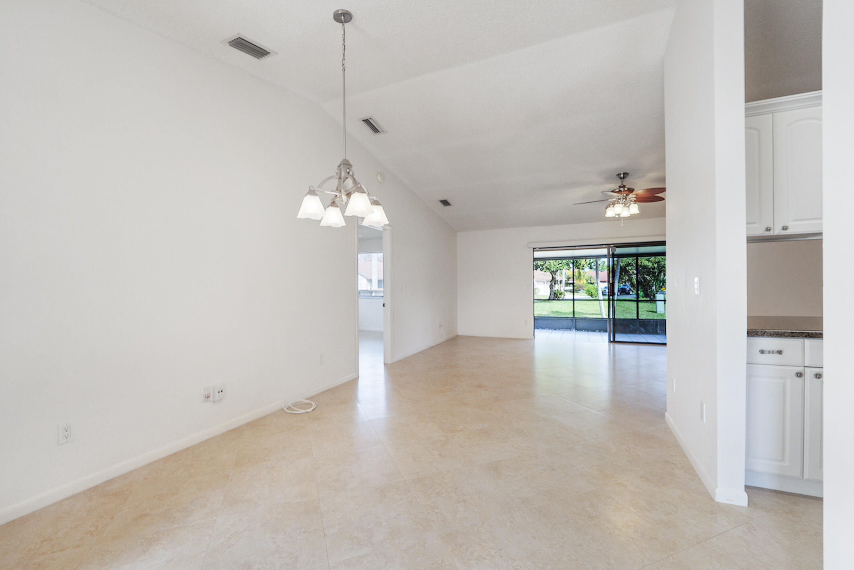 BOYNTON LAKES 3-B - Residential Lease