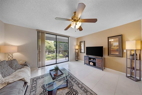 Tiny photo for 5250 LAS VERDES Circle #317, Delray Beach, FL 33484 (MLS # B26091136)