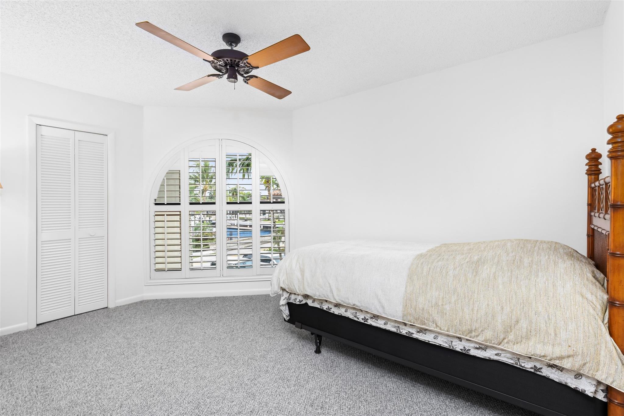RIO VISTA ISLES - Residential