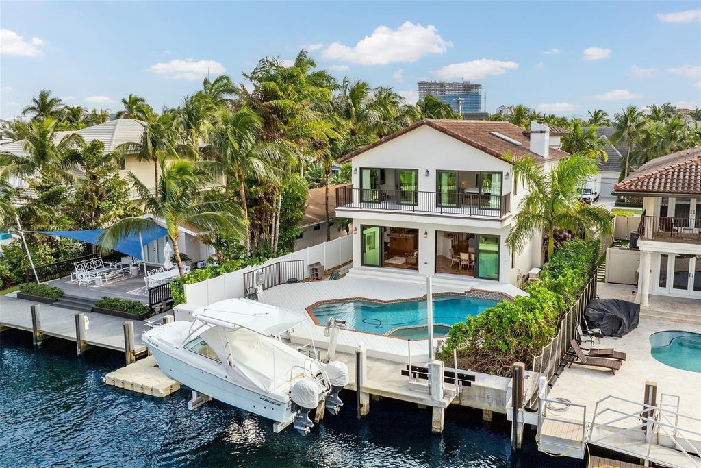 Photo of 1505 SE 11th Street, Fort Lauderdale, FL 33316 (MLS # F10520571)