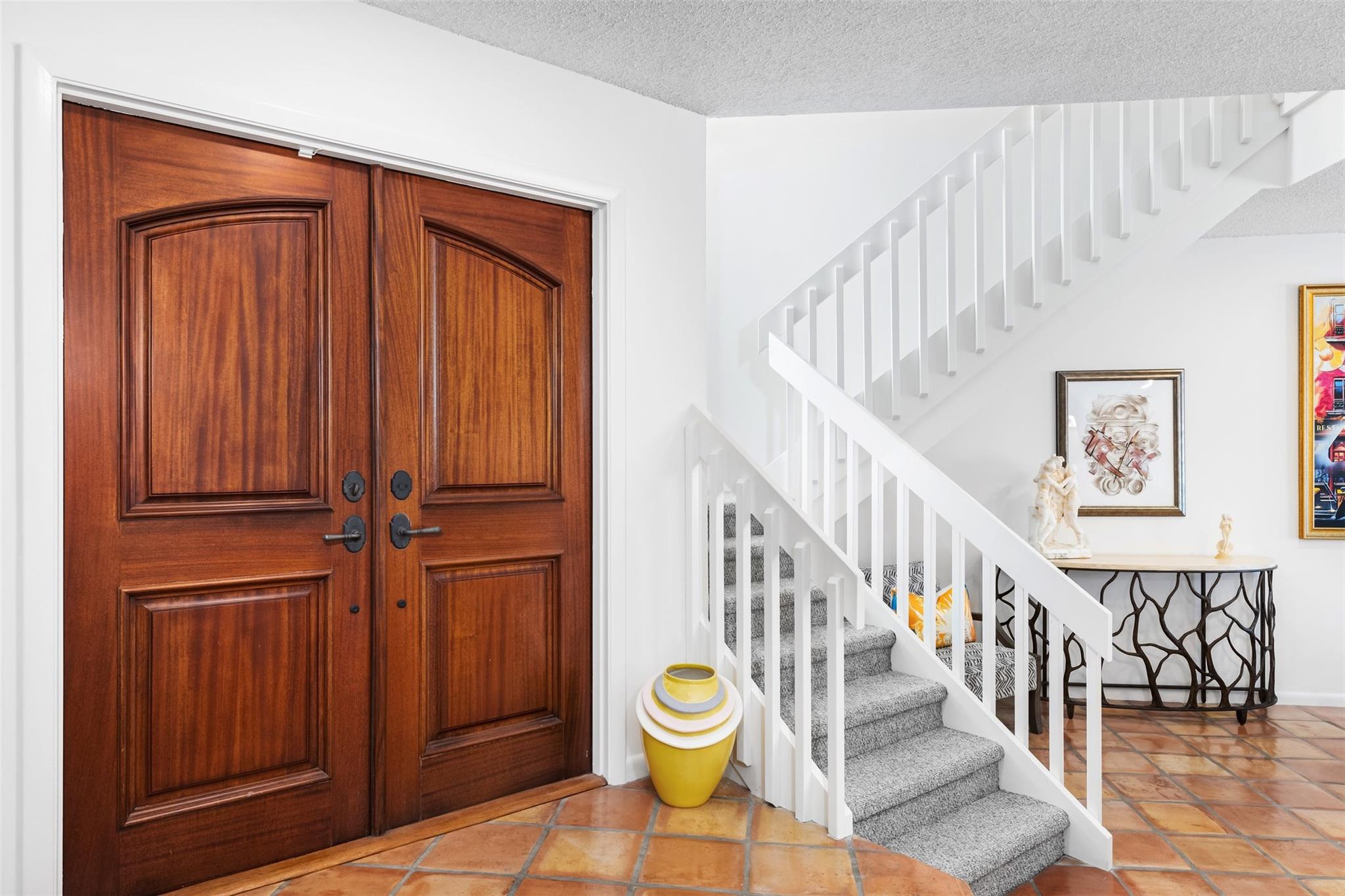 RIO VISTA ISLES - Residential