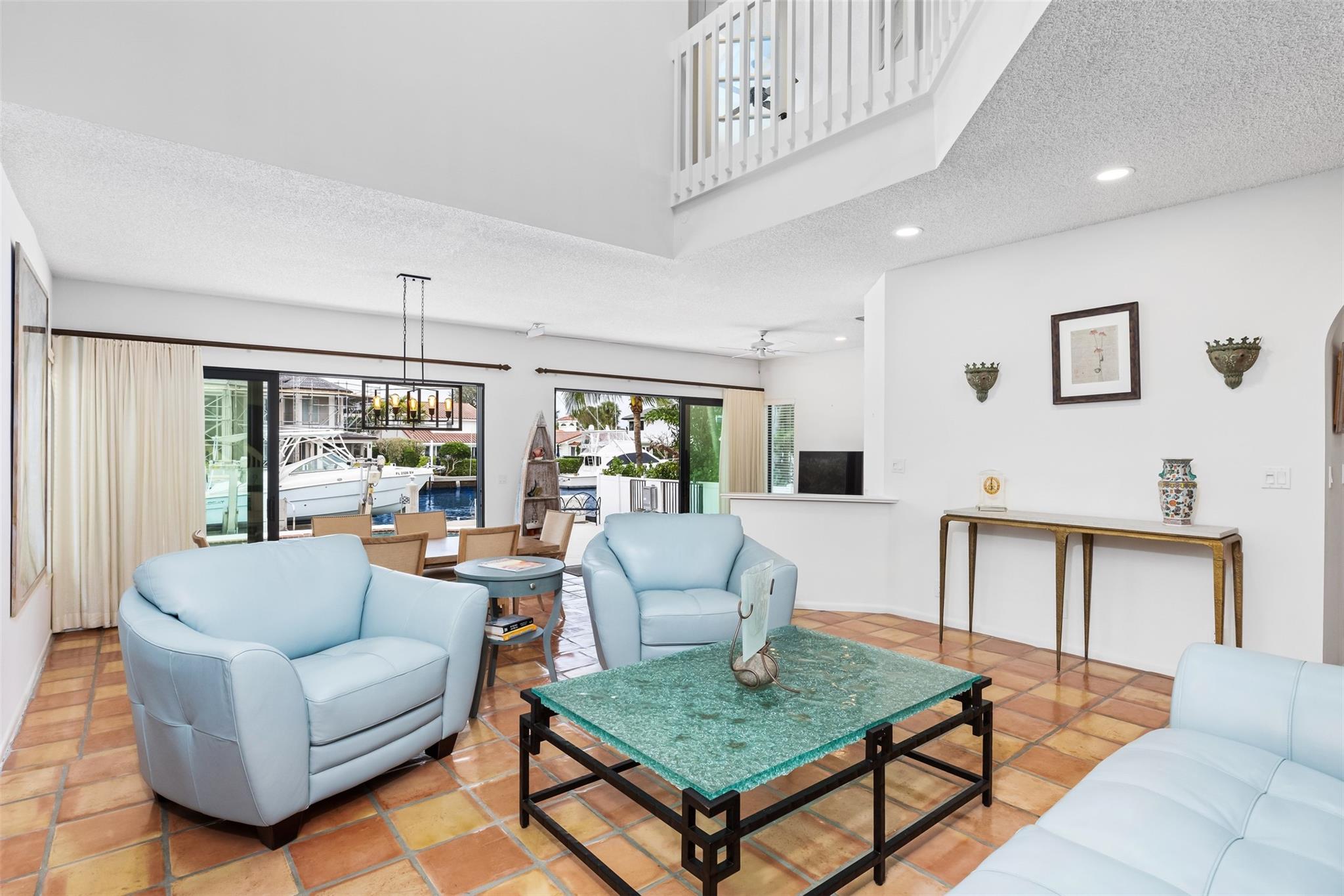 RIO VISTA ISLES - Residential