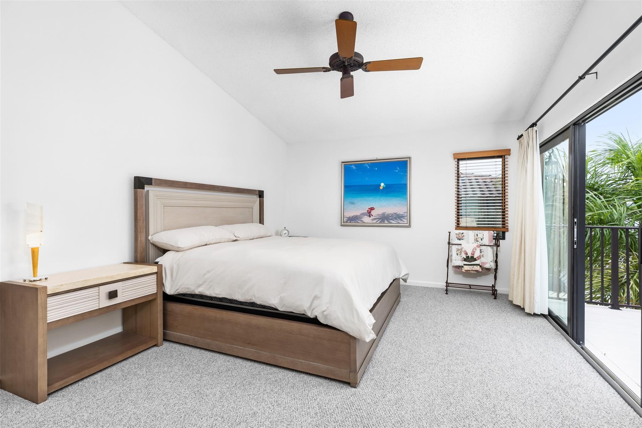 RIO VISTA ISLES - Residential