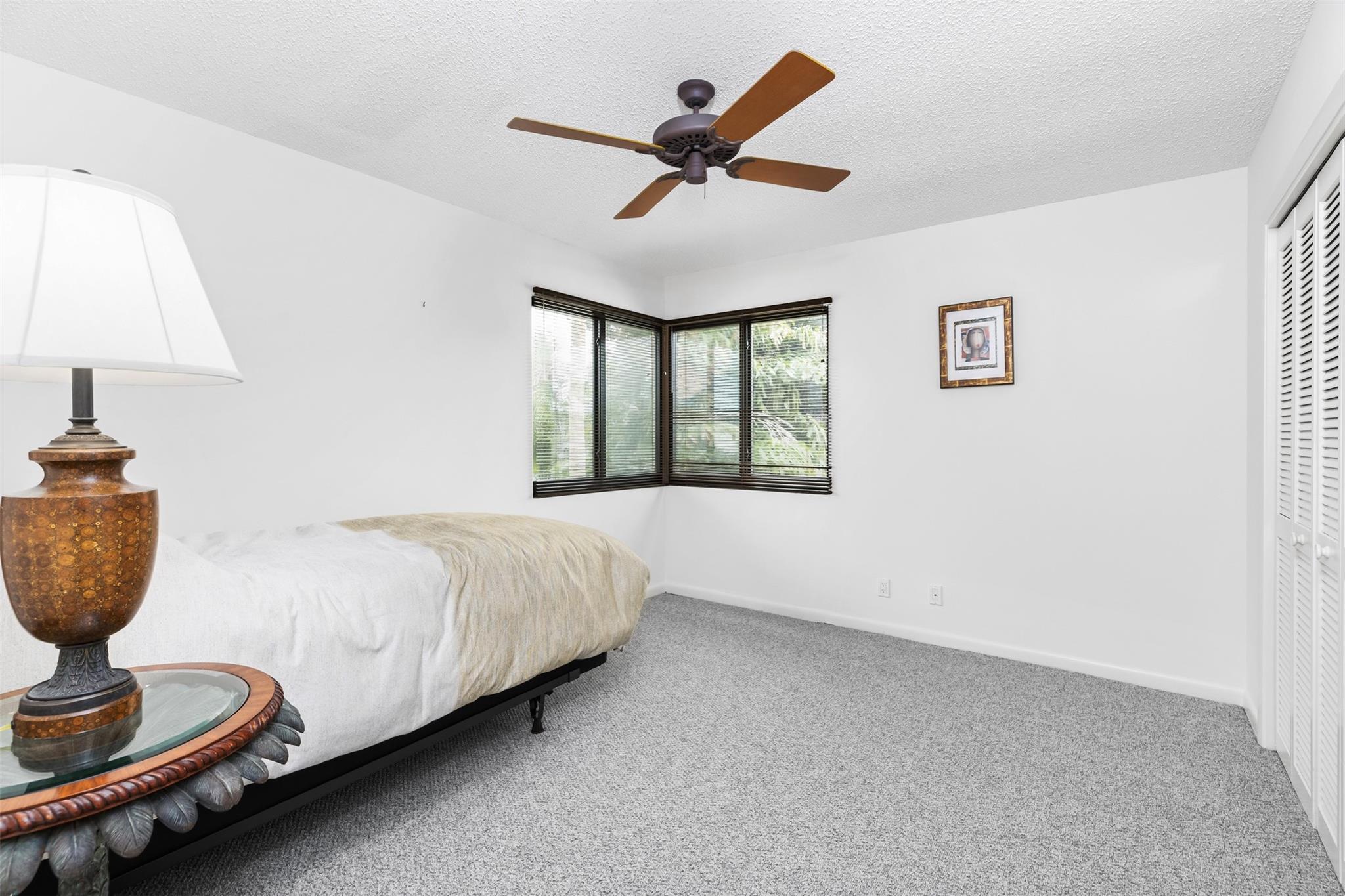 RIO VISTA ISLES - Residential