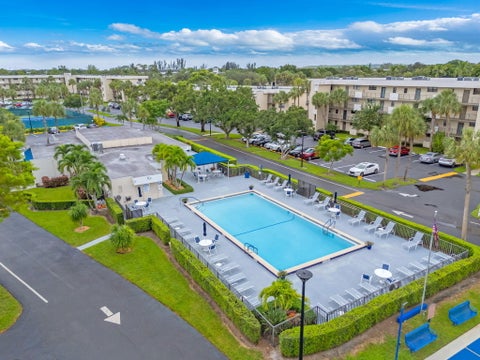 Tiny photo for 2440 DEER CREEK COUNTRY CLUB Boulevard #405-C, Deerfield Beach, FL 33442 (MLS # B26084642)