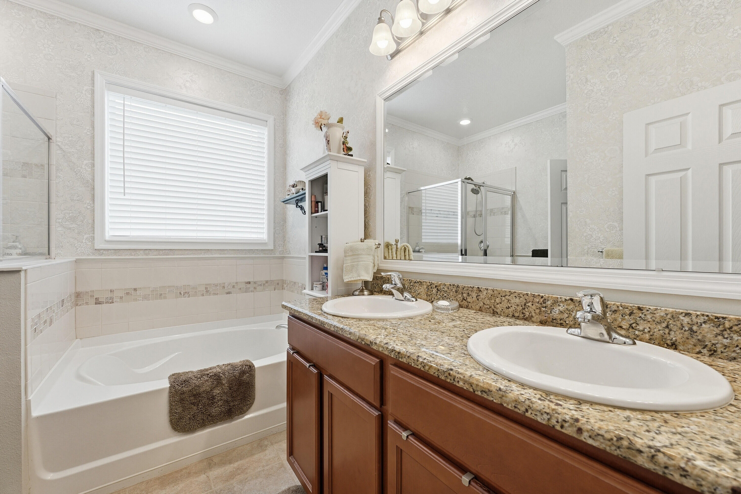 PINE TRACE THIRD REPLAT - Residential