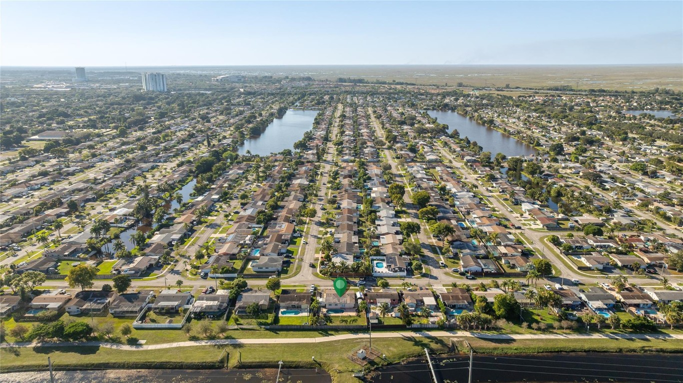 Sunrise Golf Village - Residential