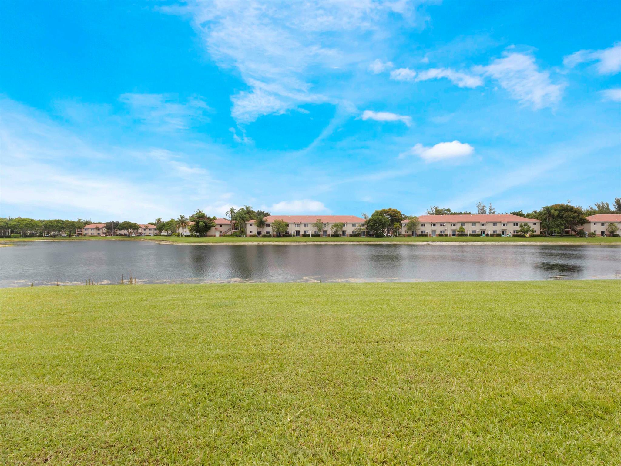 RENAISSANCE SEC 4 1 - Residential Lease