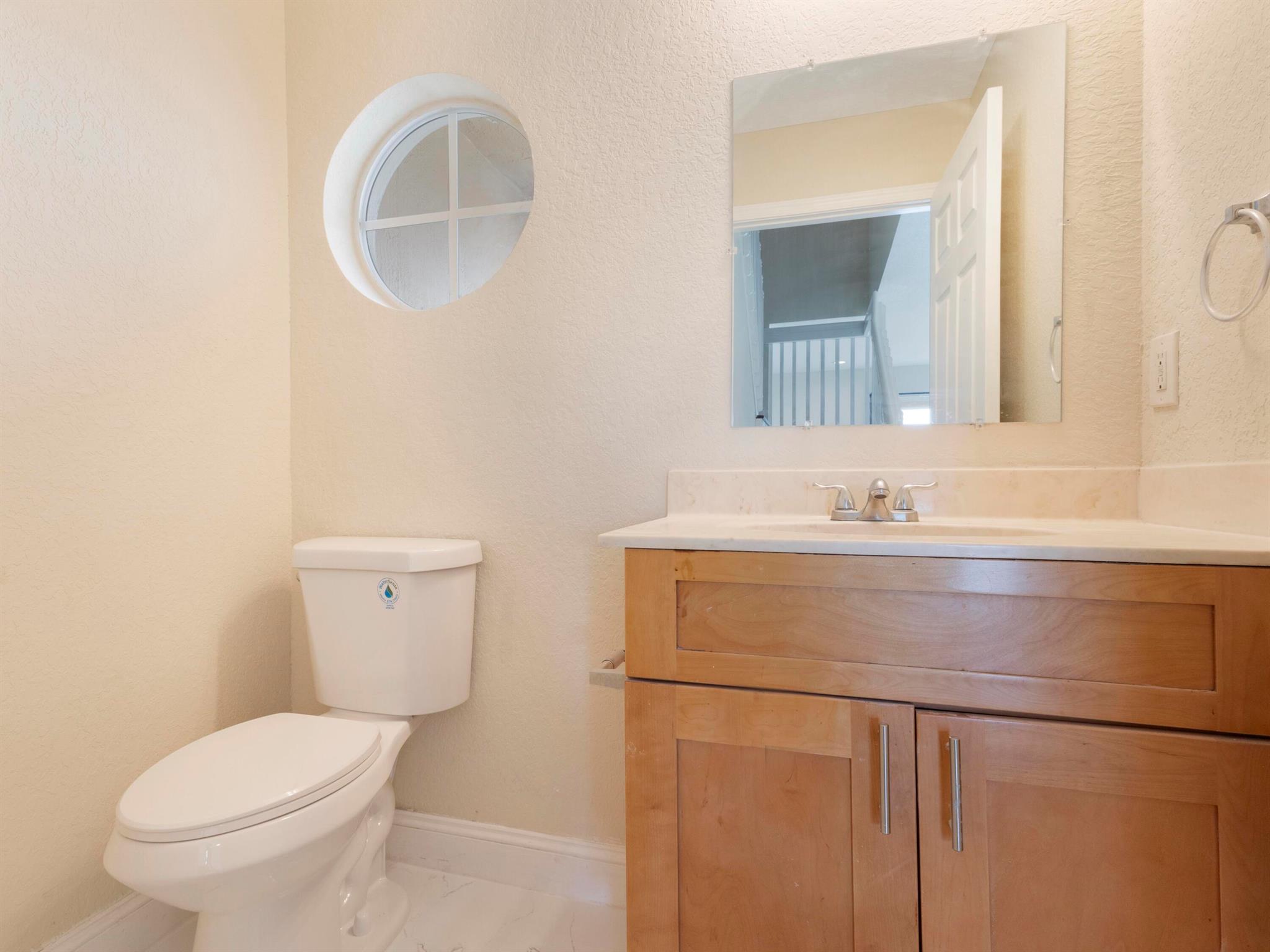 RENAISSANCE SEC 4 1 - Residential Lease