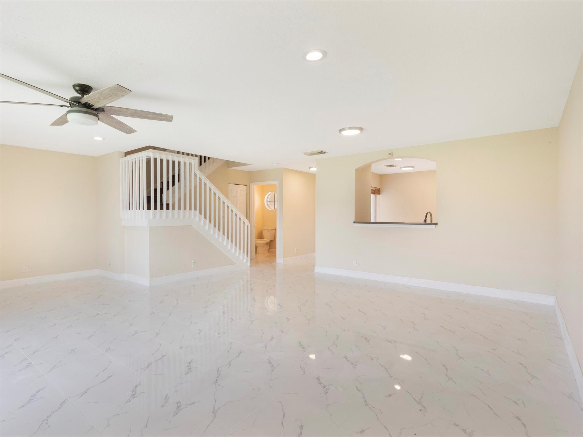 RENAISSANCE SEC 4 1 - Residential Lease