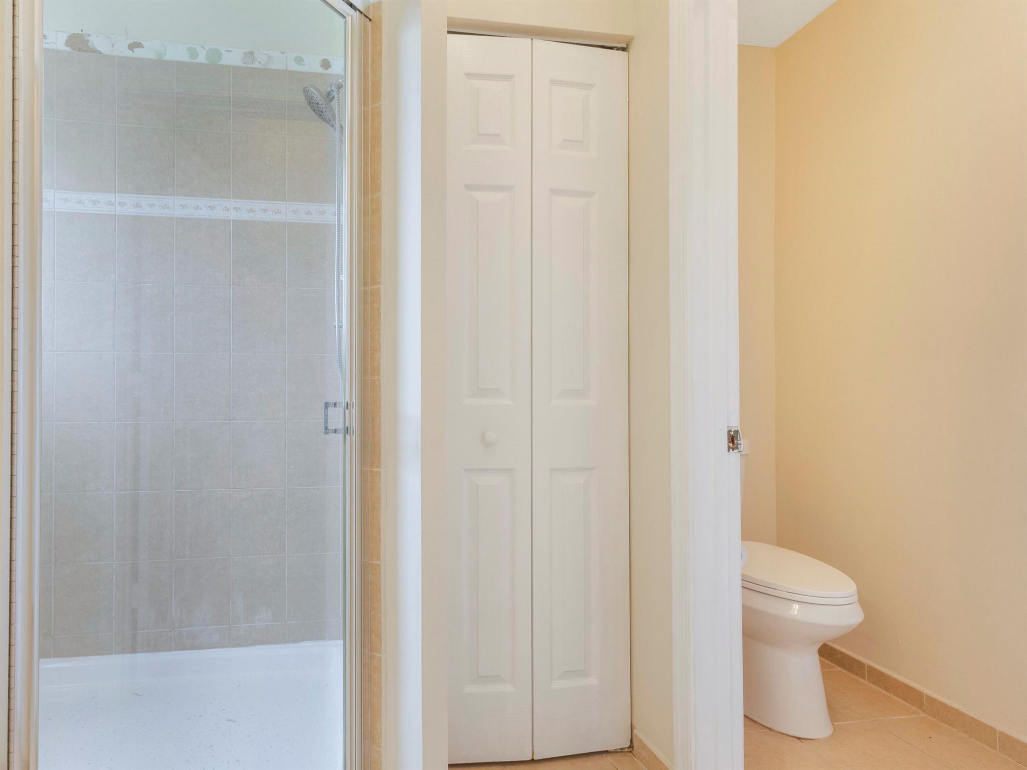 RENAISSANCE SEC 4 1 - Residential Lease