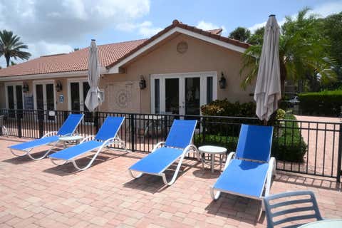Tiny photo for 8721 Wiles Road #305, Coral Springs, FL 33067 (MLS # B26051203)