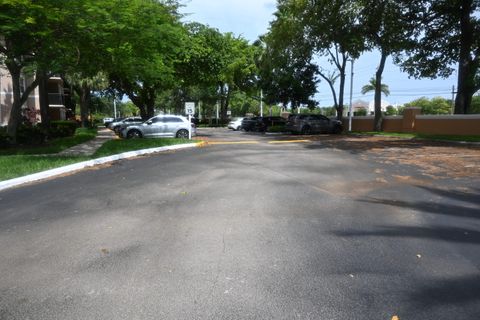 Tiny photo for 8721 Wiles Road #305, Coral Springs, FL 33067 (MLS # B26051203)