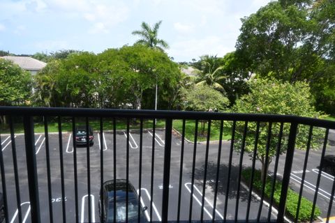 Tiny photo for 8721 Wiles Road #305, Coral Springs, FL 33067 (MLS # B26051203)