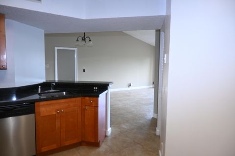 Tiny photo for 8721 Wiles Road #305, Coral Springs, FL 33067 (MLS # B26051203)