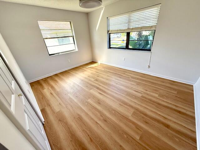 SANDALFOOT COVE SEC 9 - Residential Lease