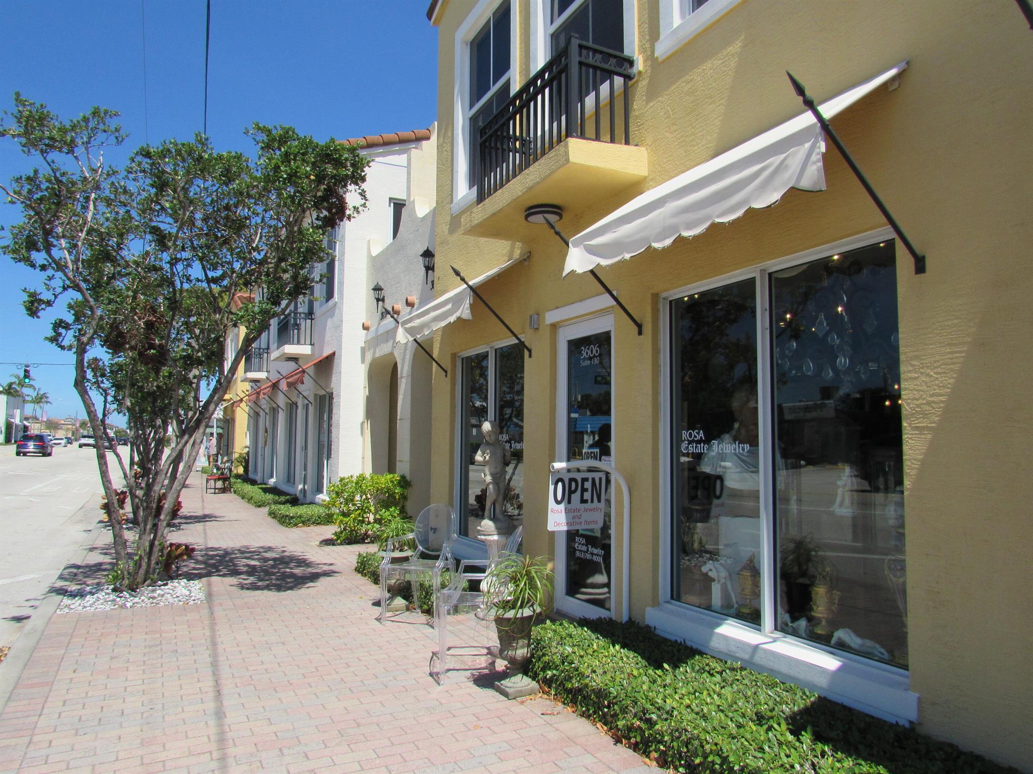 VILLAS ON ANTIQUE ROW - Commercial Sale