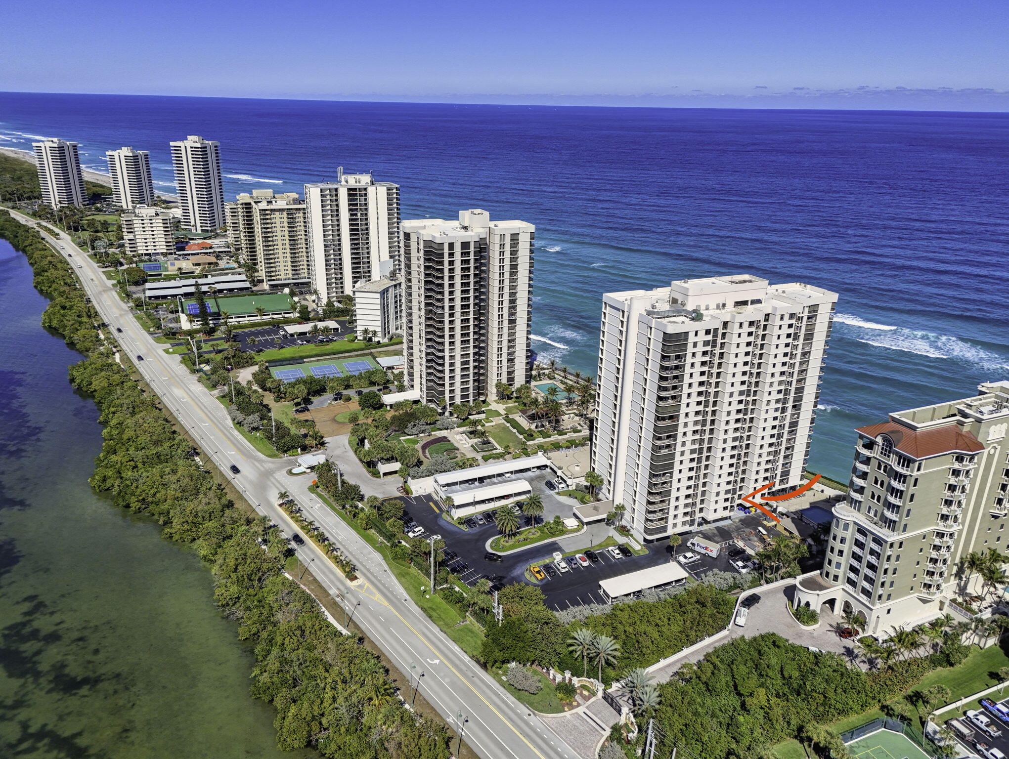 EASTPOINTE CONDO - Residential