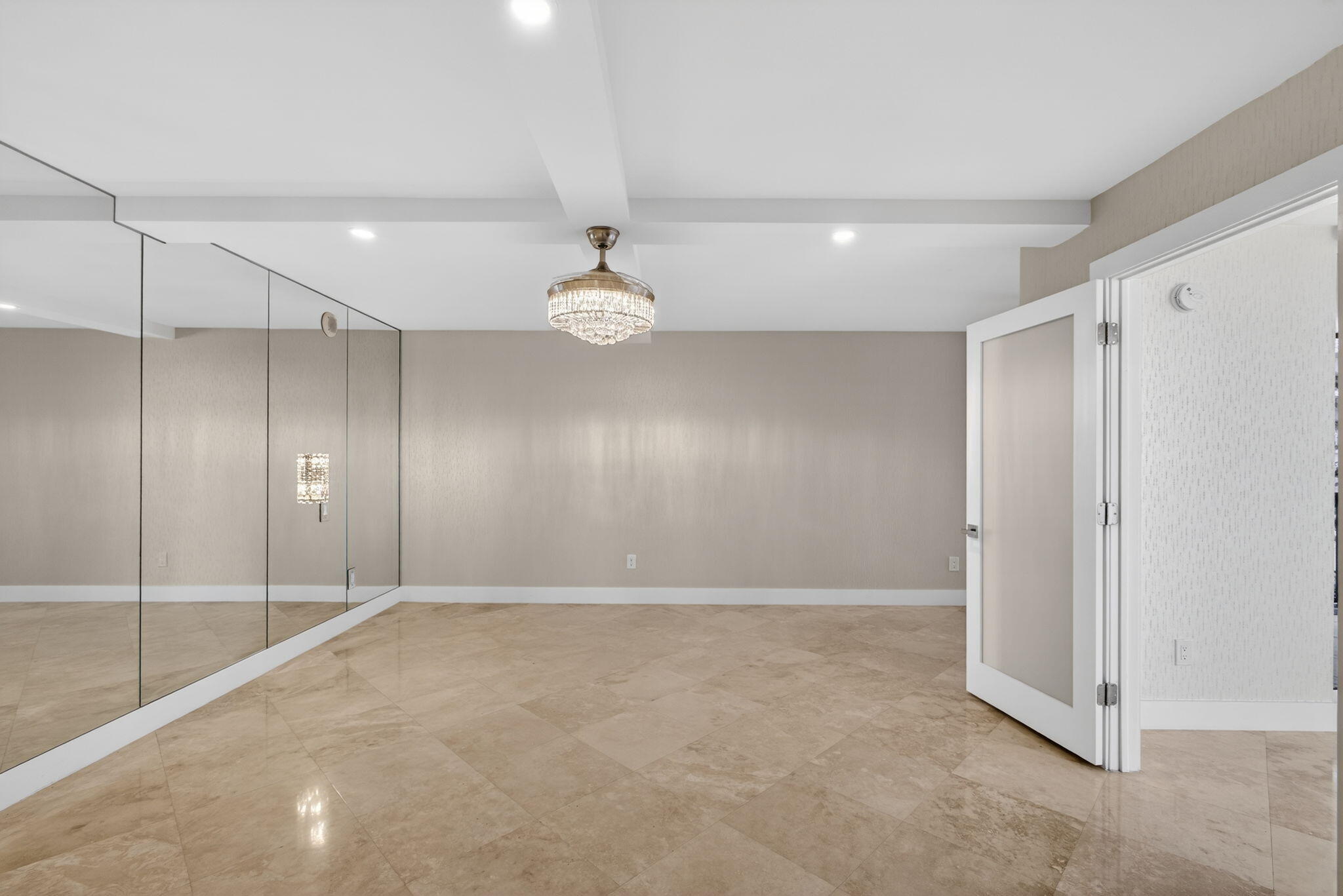 EASTPOINTE CONDO - Residential