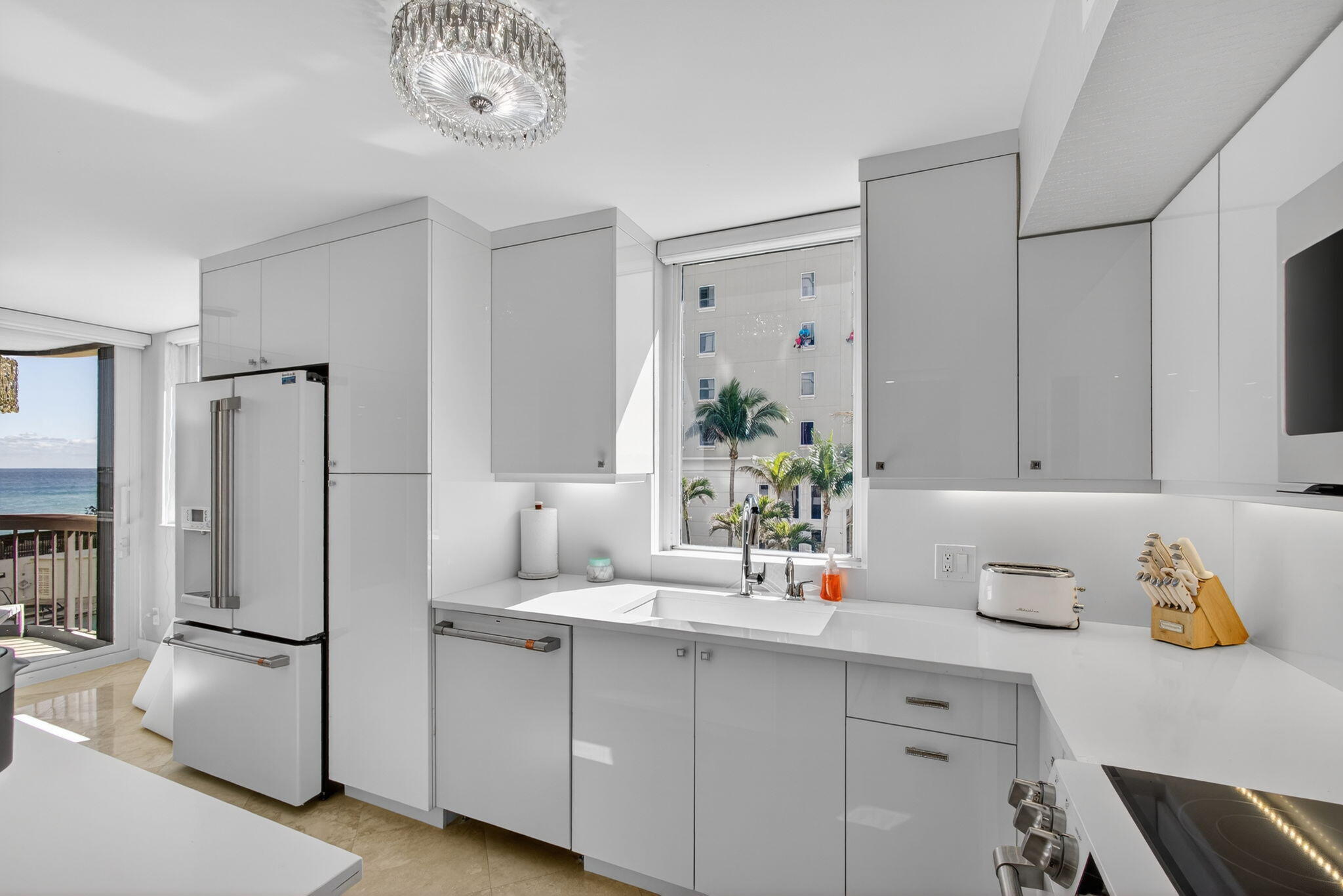 EASTPOINTE CONDO - Residential