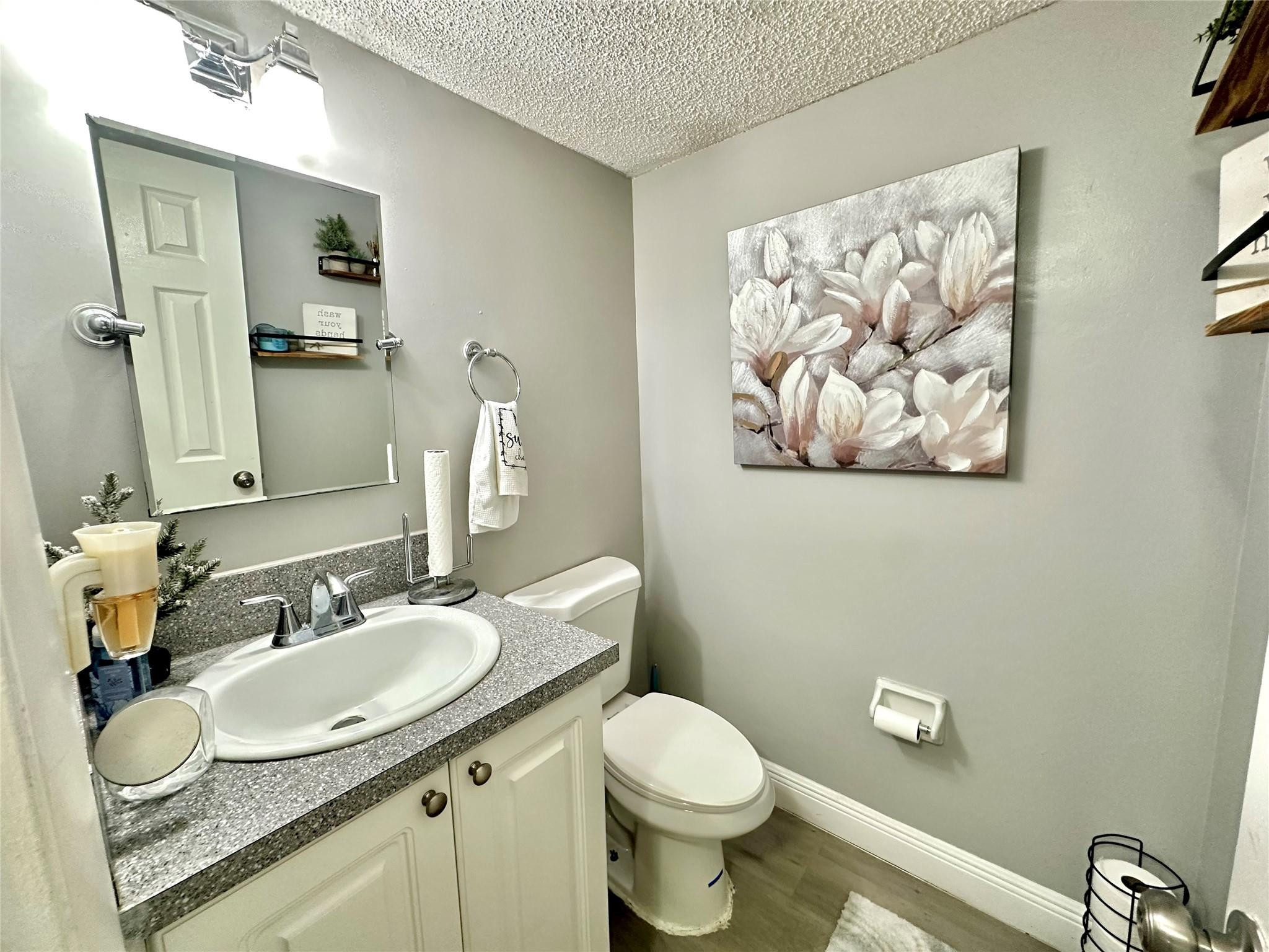 TOWNHOMES OF ORIOLE II - Residential