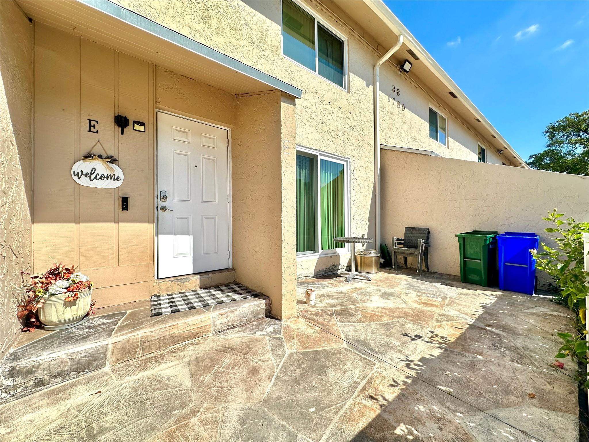 TOWNHOMES OF ORIOLE II - Residential