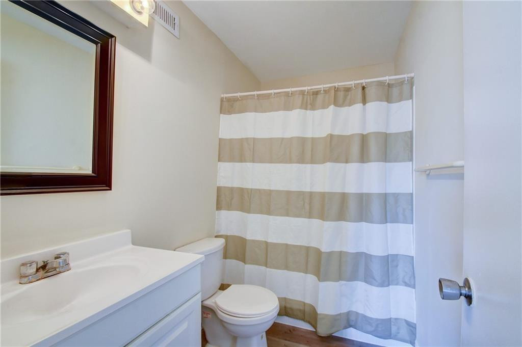 TOWNHOMES OF ORIOLE II - Residential